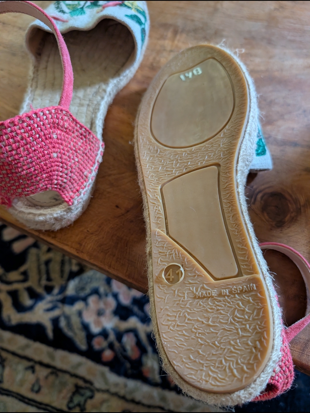 NWOT Espadrille Floral Parrot Embroidered Sandals - Picture 6 of 7